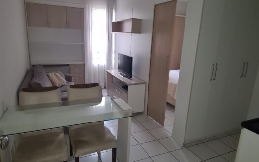 Asa Norte, apartamento mobiliado 1 quarto, 26,62m2, 1 quarto, 1 suíte e 1 vaga de garagem.